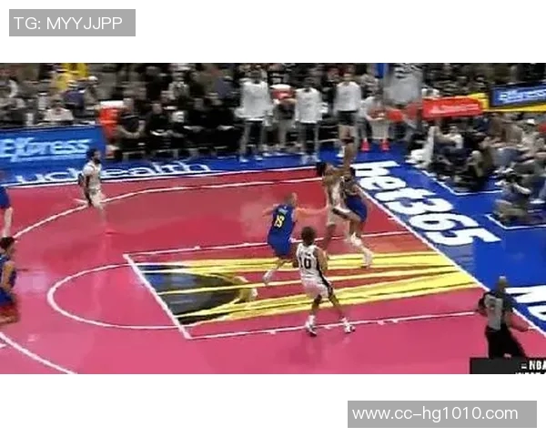 文班半场示意哈珀空接成功引发全场惊叹瞬间