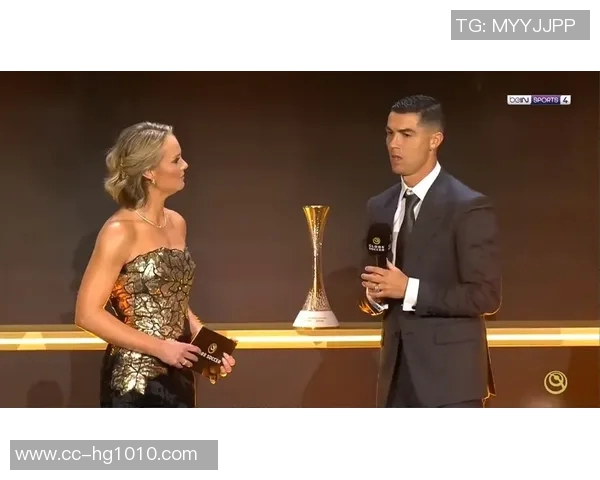 德约荣获首届环球体育奖C罗亲自颁奖展现传奇友谊